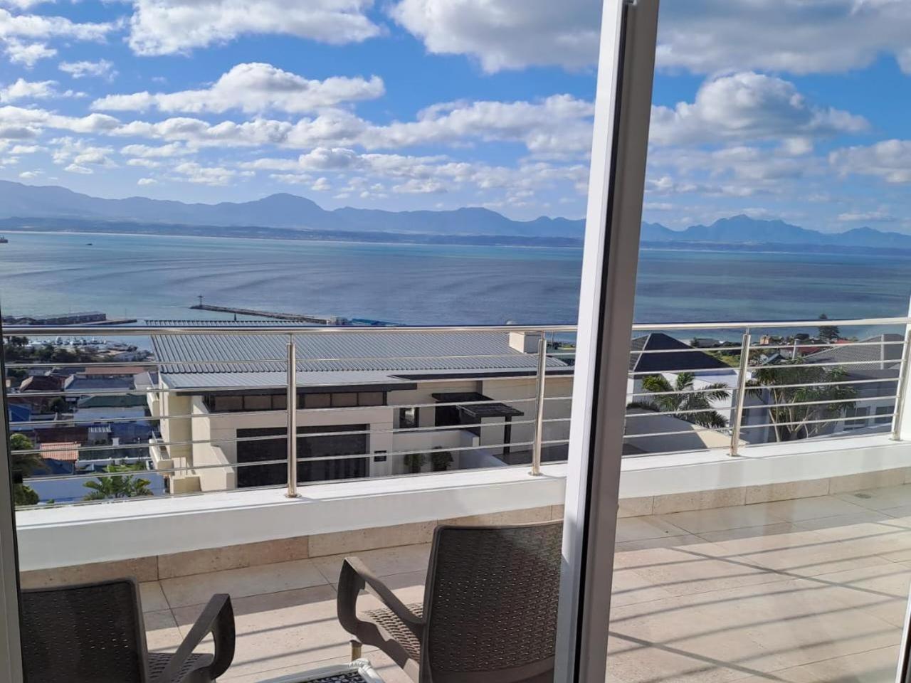 Ana'S Place Apartments Mossel Bay Room photo