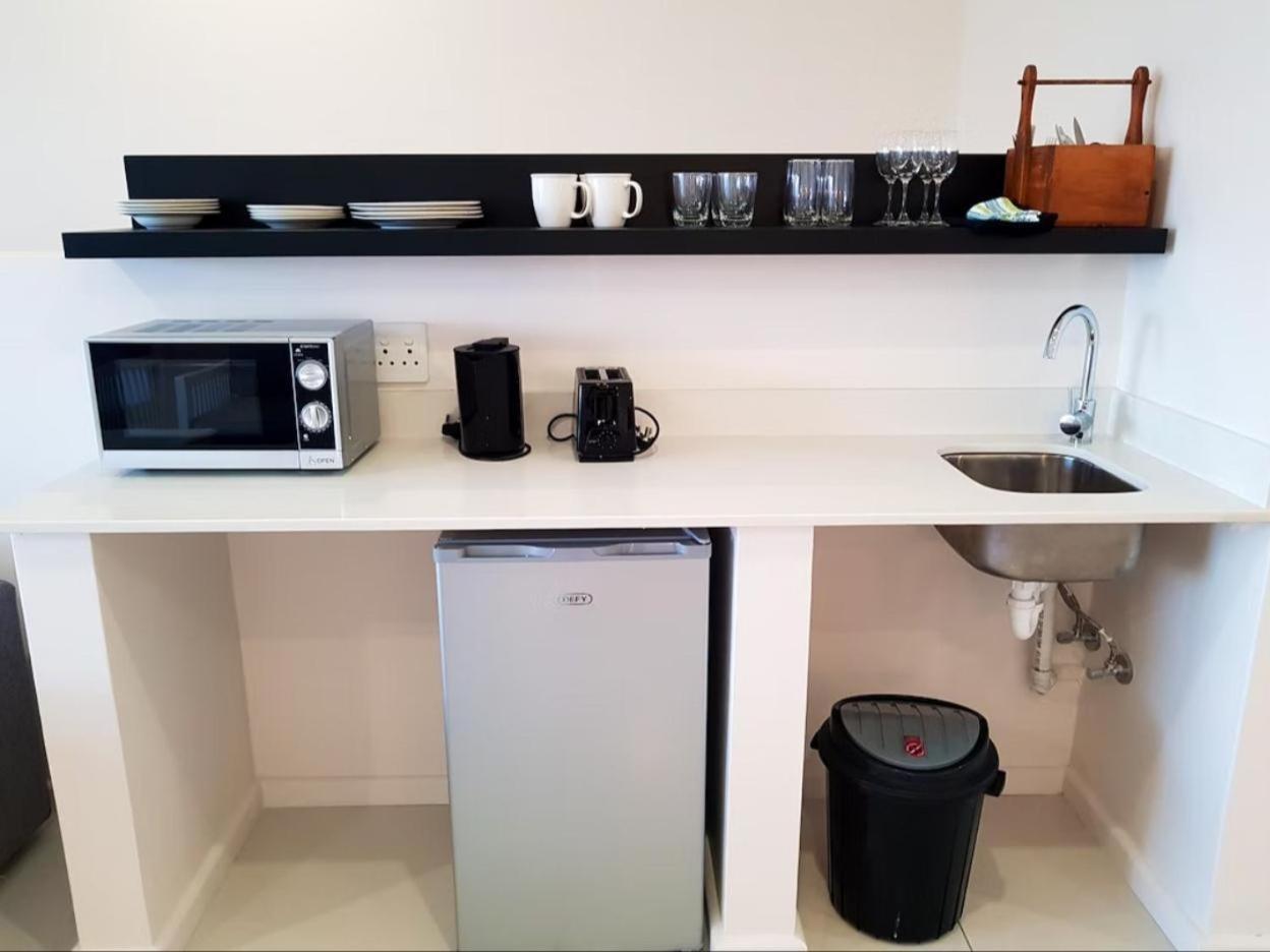 Ana'S Place Apartments Mossel Bay Room photo